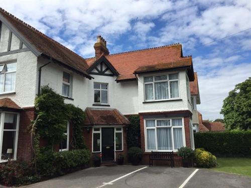 Kenmore Guest House Rustington Buitenkant foto